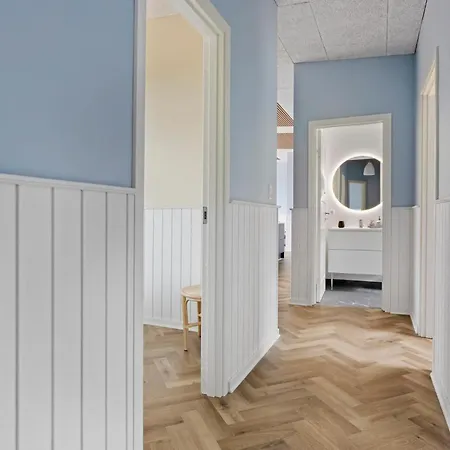 Prázdninový dům Front In With Sauna *