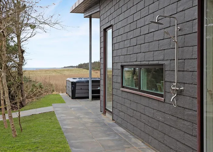 Front In With Sauna Feriehus Thyholm